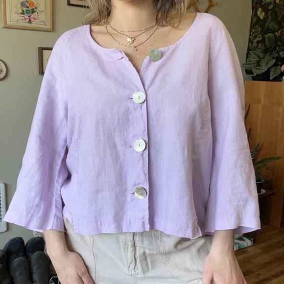 Vintage lavender linen button up summer top with large abalone shell buttons - Picture 1 of 7